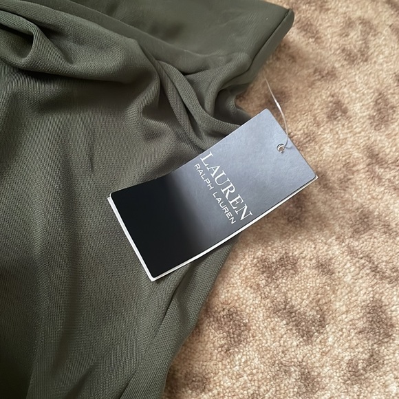 Green knit skirt - Picture 2 of 3